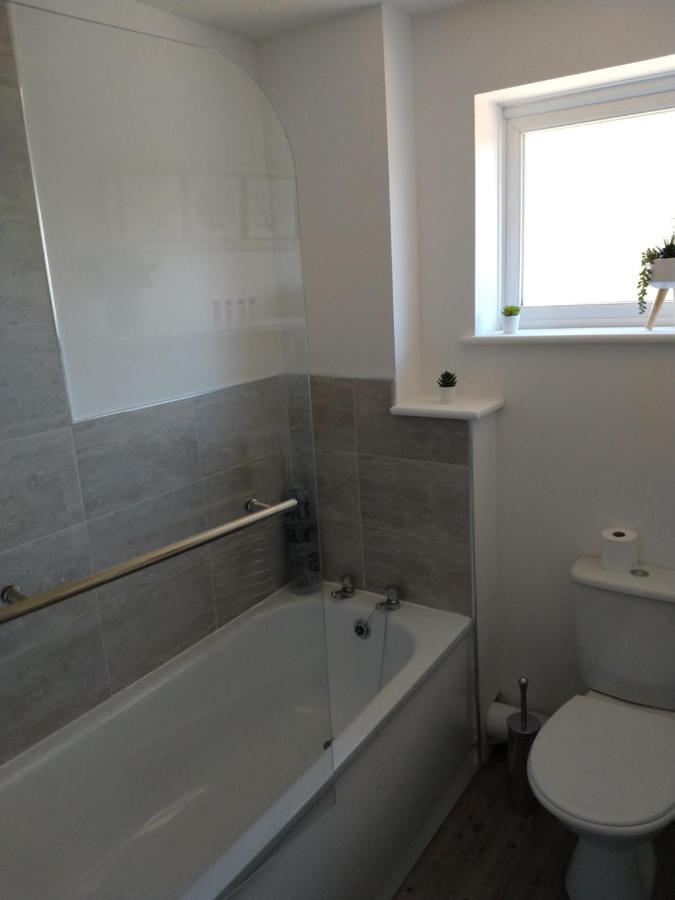Villa Stamford Redcot Gardens Stylish 2 Bed Family Town House With Parking Esterno foto